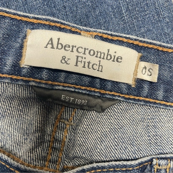 Abercrombie & Fitch Women’s OS EMMA Ripped Boot Cut Jean - Picture 9 of 12